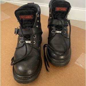 Women’s Authentic Harley Davidson boots